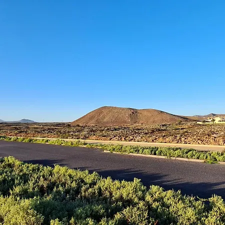 Apartament Casa Zalla 110m2, 200m2 Garden, Pool, 1gb Wi-fi, Private Parking Corralejo